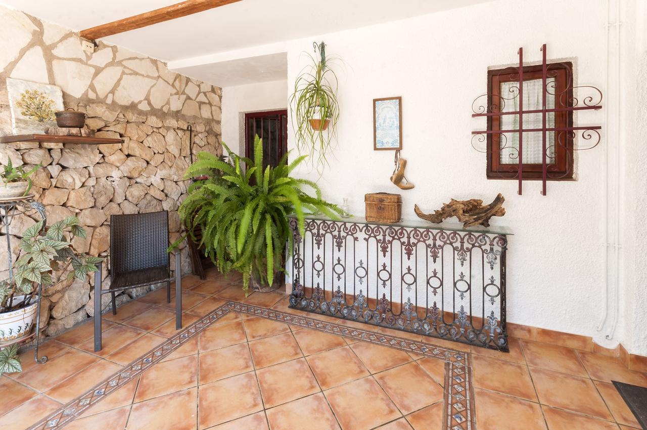 Llumicel Villa Ador Exterior photo