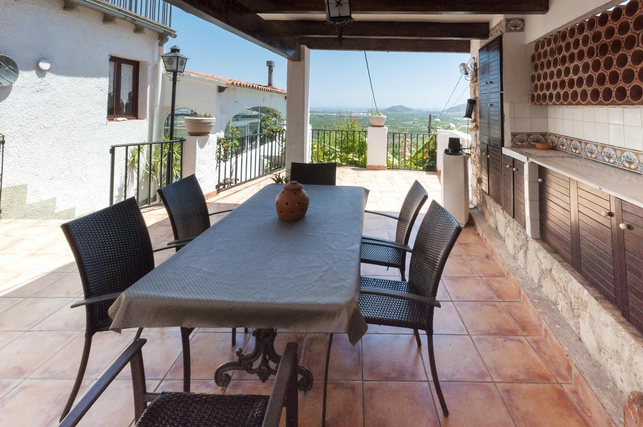 Llumicel Villa Ador Exterior photo