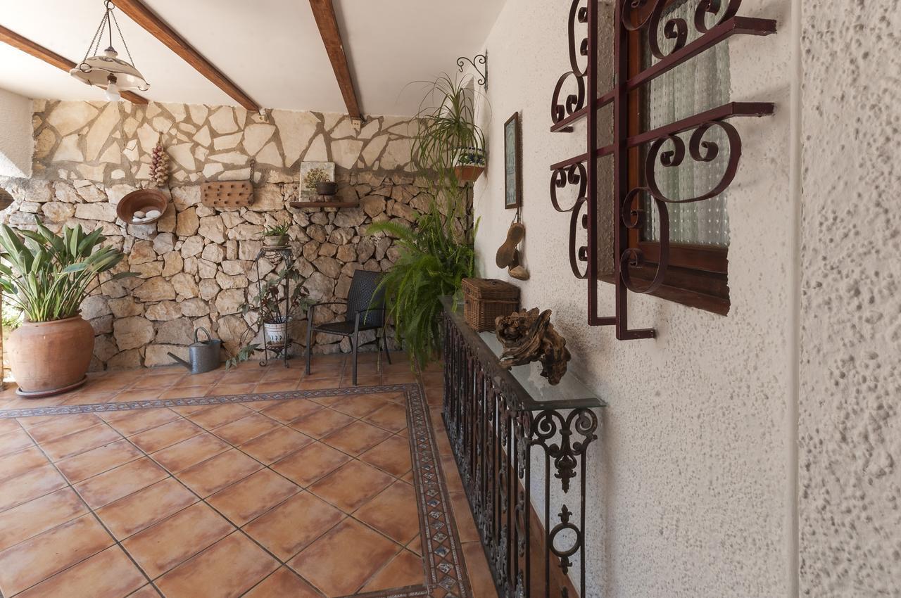 Llumicel Villa Ador Exterior photo